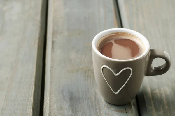 Tasse heiße süße Schokolade — Stockfoto