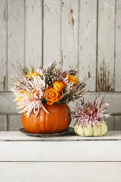 Bouquet de fleurs à citrouille — Photo