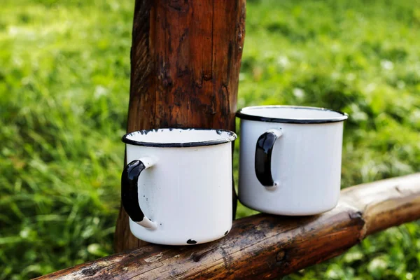 Mug stainless tua di kebun . — Stok Foto