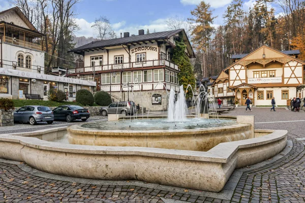 SZCZAWNICA, POLAND - OCTOBER 30, 2016: Historic city centre of S — Stock Photo, Image