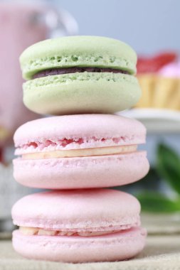 Fransızca macaroons yığını