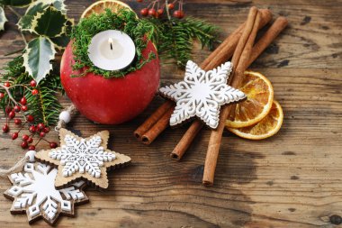 Apple - güzel Noel masa dekorasyon mum