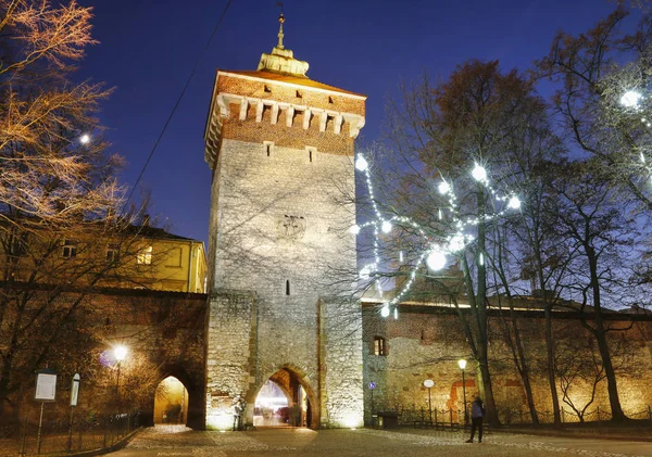 KRAKOW, POLAND - DECEMBER 01, 2016: Florian's Gate or Florian Ga — Stock Photo, Image