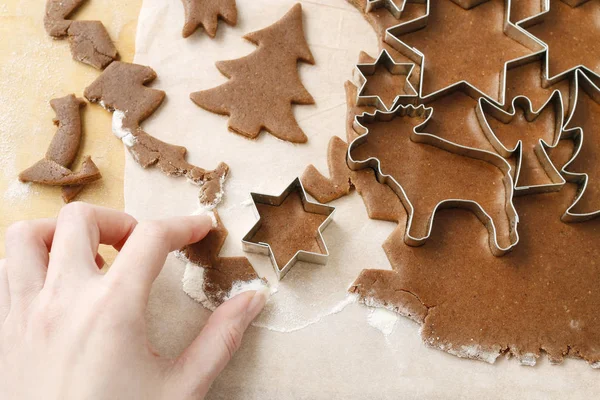 Cómo hacer árbol de Navidad de pan de jengibre —  Fotos de Stock