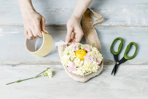 How to make easter floral arrangement with carnation flowers and