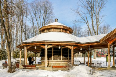 Rabka-Zdroj, Polonya-12 Aralık 2016: Mezuniyet Kulesi c