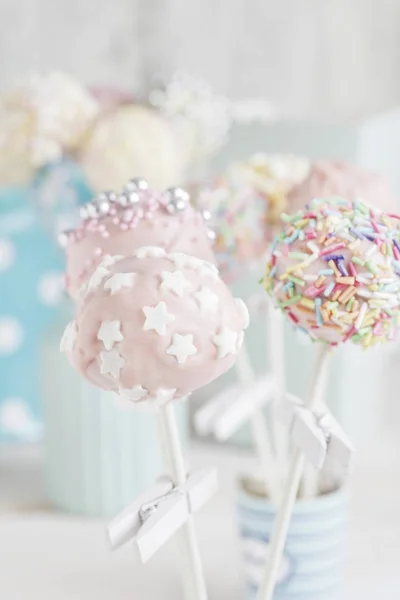 Cake Pops in Pastellfarben — Stockfoto