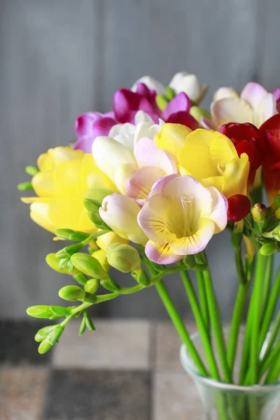 Ramo de flores de freesia . —  Fotos de Stock