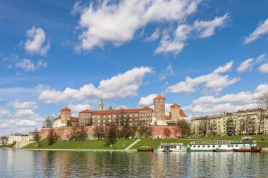 Krakow, Polonya - 19 Mart 2016: Wawel Royal Castle