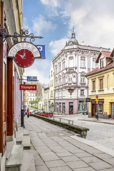 CIESZYN, POLONIA - 16 DE ABRIL DE 2016: Casco antiguo de Cieszyn —  Fotos de Stock