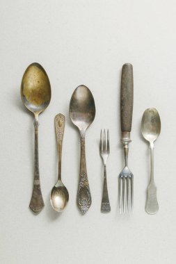 Tablo Klasik çatal bıçak takımı