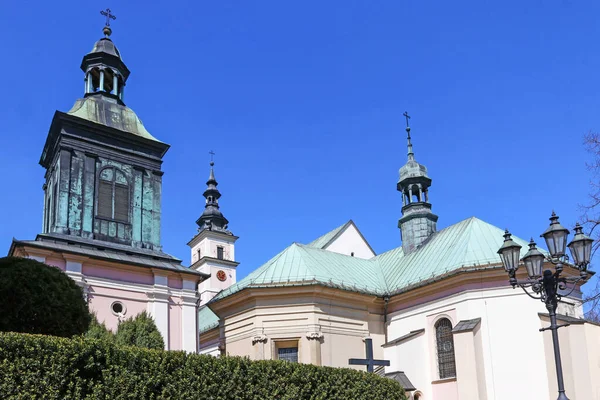 Wieliczka, Polen - 25 maj 2019: Gamla stans kyrka — Stockfoto