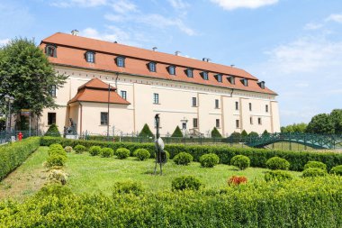 Niepolomouse, Polonya - 12 Temmuz 2019: Kraliyet Kalesi ve Güzellik