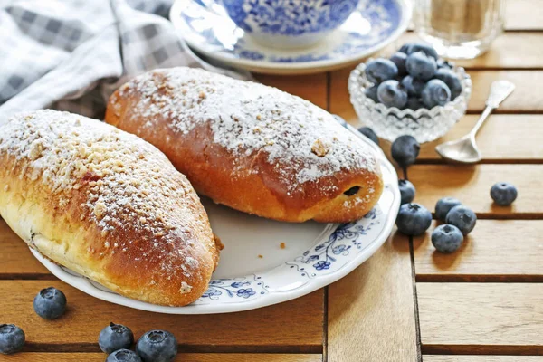 Traditional buns with blueberry filling. — Stock Photo, Image