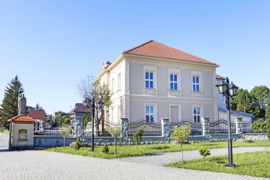 Sulkowice, Polonya - Eylül 03.2018: Halk kütüphanesi