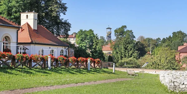 WIELICZKA, POLONIA - 11 de septiembre de 2019: La colina del castillo —  Fotos de Stock