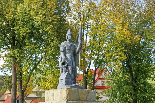 SKOMIELNA CZARNA, POLONIA - 29 DE SEPTIEMBRE DE 2019: Monumento a los — Foto de Stock