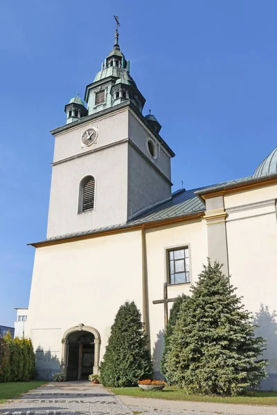 Kety, Polen - 26 oktober 2019: Rooms-katholieke kerk St. Marga — Stockfoto