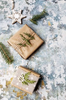 Noel hediyelerini güzelce paketlemek için aksesuarlar lazım..