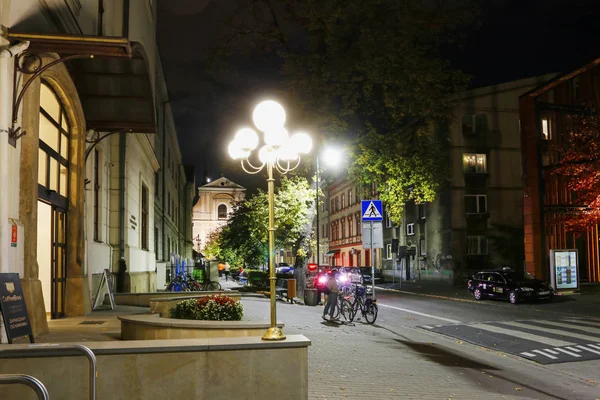 Krakow, Polonya - 16 Eylül 2019: Barlar, kulüpler ve restoranlar — Stok fotoğraf