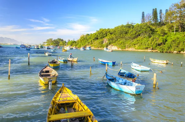 Barcos de pesca en Vila Velha, estado de Espirito Santo, Brasil  . —  Fotos de Stock