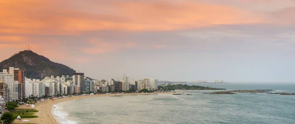Vila Velha, Es, Brezilya Costa Beach üzerinde muhteşem günbatımı.