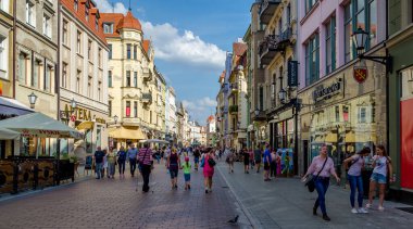 TORUN, POLAND-EYLÜL 28 Eylül 2018: Torun, Nicolaus Kopernik 'in izinden yürür..