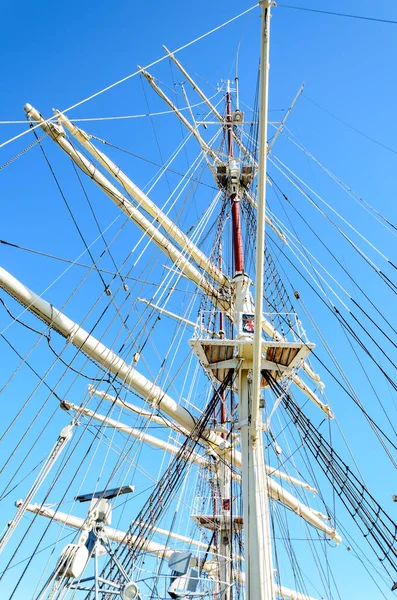 Mastning Dar Pomorza Segelbåt Förtöjd Gdynia — Stockfoto
