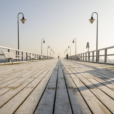 Kışın, Avrupa gündoğumu sonra Polonya gdynia orlowo iskele