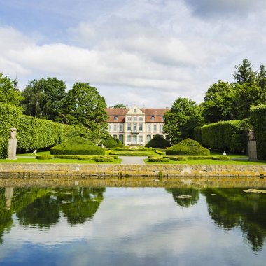 ısmarlayarak Oliwa park Gdansk sarayda abbots üzerinde