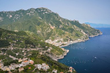 Kasaba maiori etkileyici muhteşem manzara amalfi Coast, İtalya