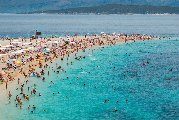 Przepiękny widok na Golden Cape na wyspie Brac w Chorwacji — Zdjęcie stockowe