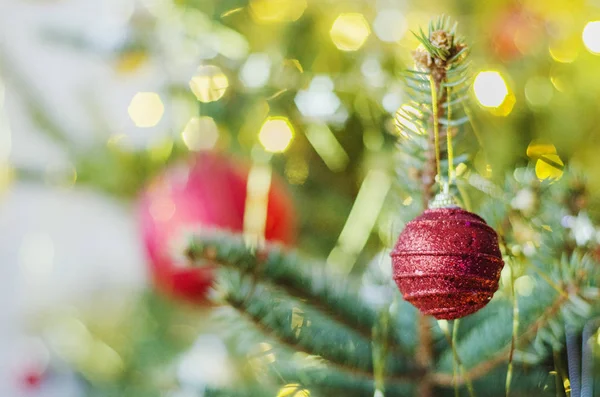 Noel Ağacında Noel Baloları — Stok fotoğraf