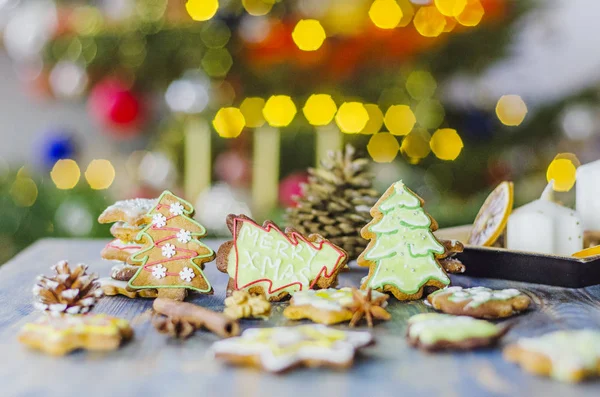 Deliciosos Pasteles Jengibre Hechos Mano Sobre Fondo Bokeh —  Fotos de Stock