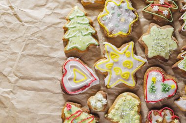 lezzetli el yapımı Zencefil kek gri kağıt üzerinde