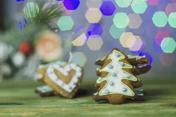 Deliciosas Galletas Navidad Decoradas Sobre Fondo Bokeh —  Fotos de Stock