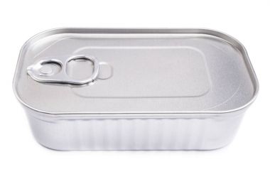 teneke üzerinde beyaz izole