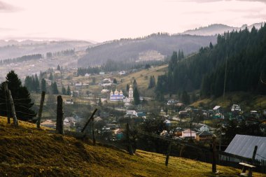 Putyla köyünün havadan görünüşü, Ukrayna