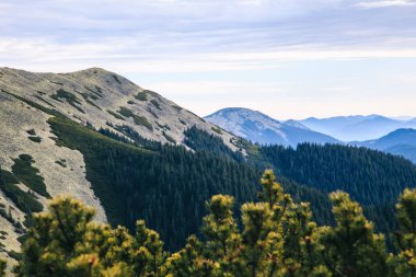 Bukovel, Ukrayna yakınlarındaki dağların manzarası