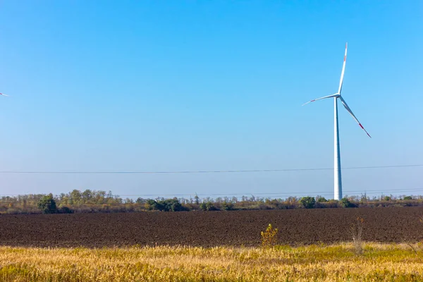 Luftturbiner Som Producerar Elektrisk Energi Solig Morgon Höstdag — Stockfoto