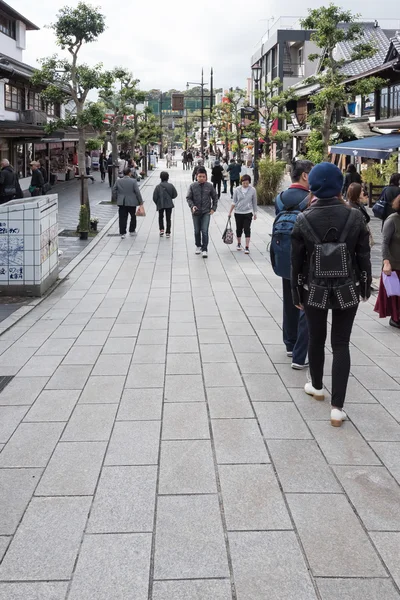 FUKUOKA, JAPAN - 24 noiembrie 2015: Street to Dazaifu Tenmangu s — Fotografie, imagine de stoc