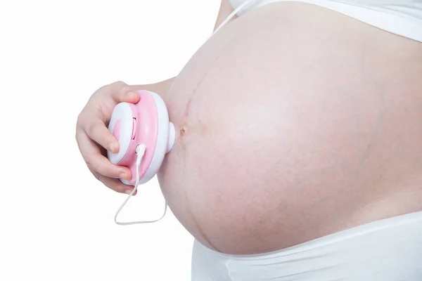 Asijské žena těhotná zkontrolovat srdce plodu zvuk její břicho — Stock fotografie
