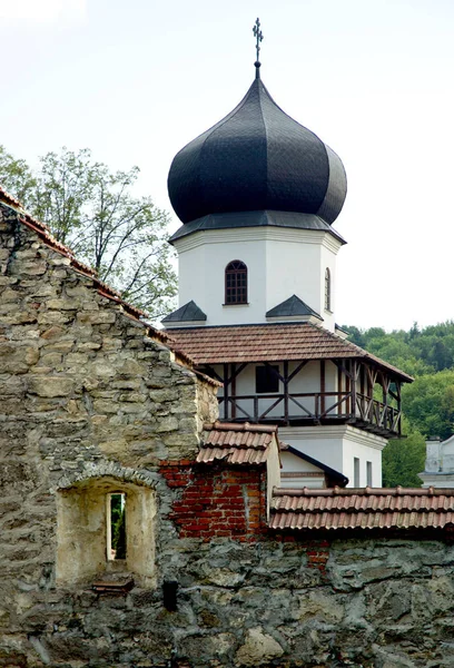 Старий монастир з кам'яними стінами Ліцензійні Стокові Зображення