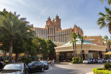 Atlantis Bulvarı 'nın ana girişi Palm Hotel.