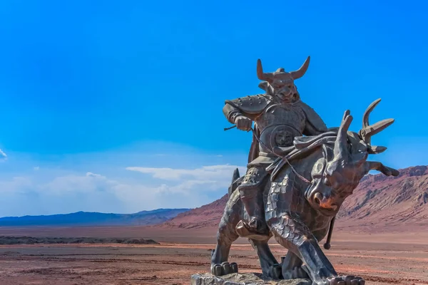 Turpan Xinjiang China Juli 2014 Bronzestatue Der Figur Des Bullendämonenkönigs — Stockfoto
