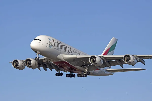 Airbus A380 från emirates airlines — Stockfoto