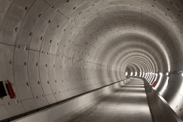 Somut soyut metro tünel fotoğraf