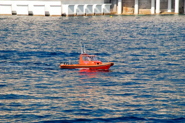 Bateau de police au large des côtes de Monaco — Photo