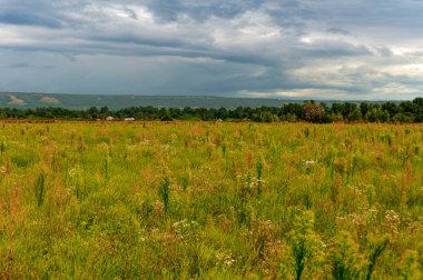 Bulutlu mavi gökyüzü