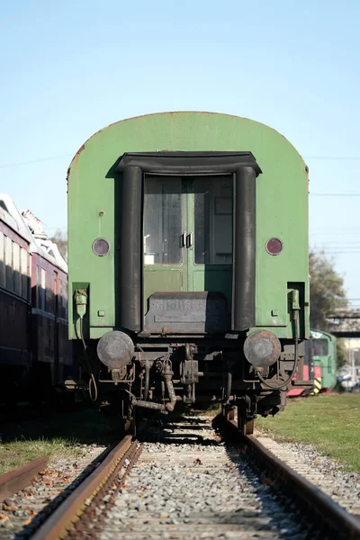 Demiryolu waggon siding üzerinde — Stok fotoğraf